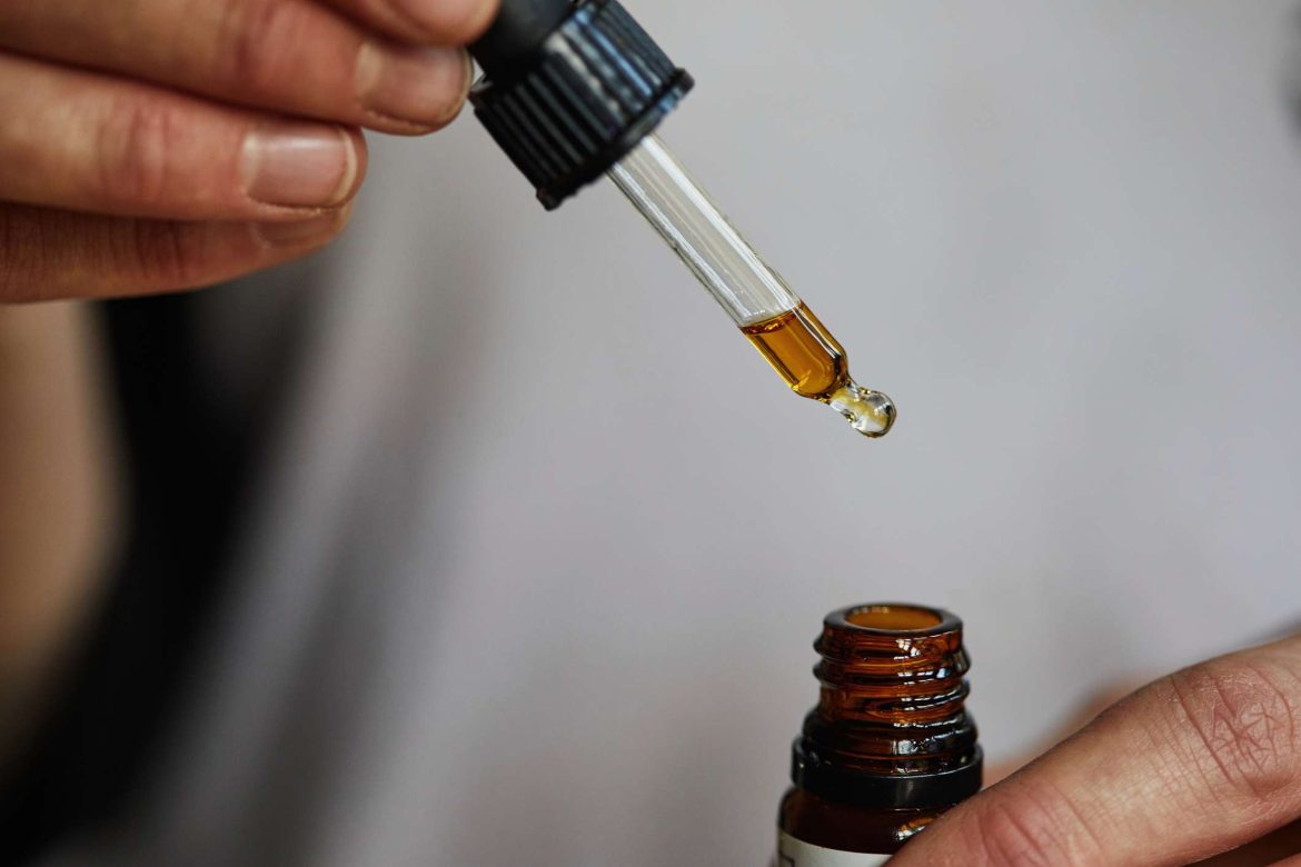 The Ultimate Guide to Using CBD Oil Effectively